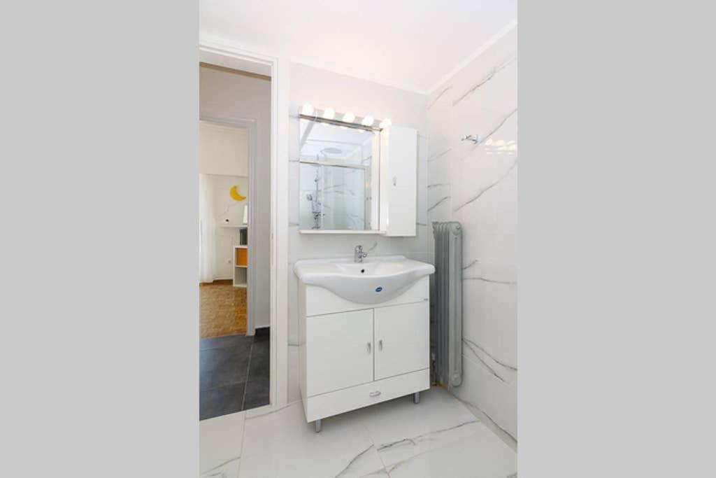 Brand New Stylish 2 Bedroom Apartment 아테네 외부 사진