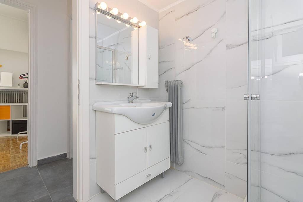 Brand New Stylish 2 Bedroom Apartment 아테네 외부 사진