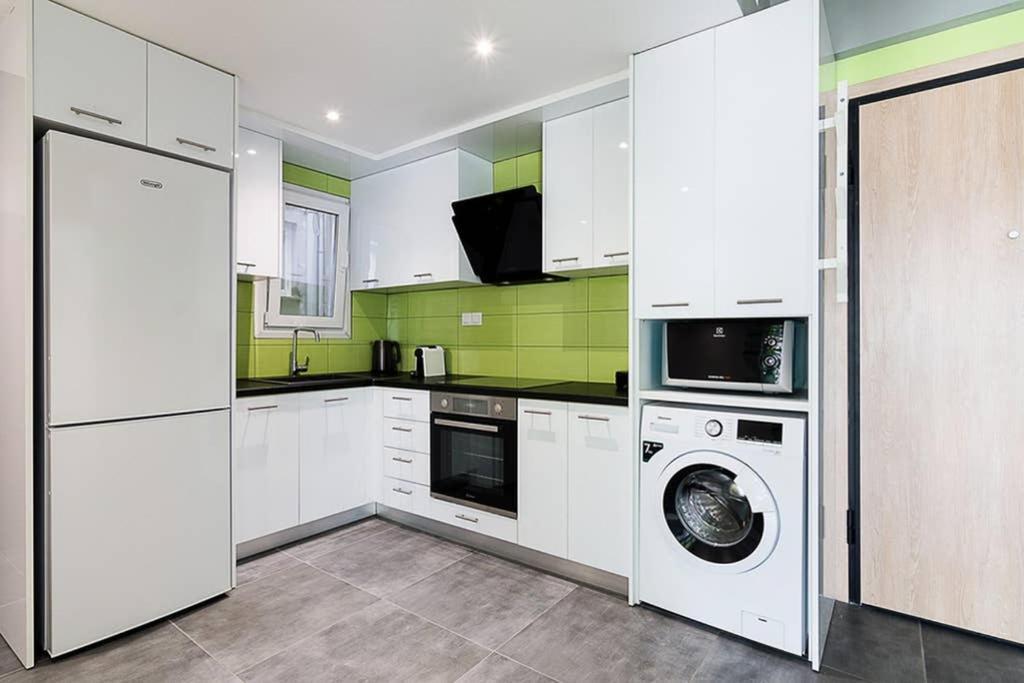 Brand New Stylish 2 Bedroom Apartment 아테네 외부 사진