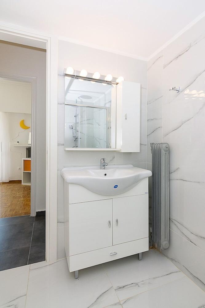 Brand New Stylish 2 Bedroom Apartment 아테네 외부 사진